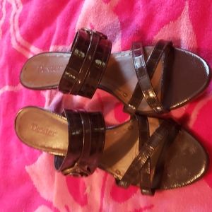 Brown Dexter Criss Cross Heel Size 8.5